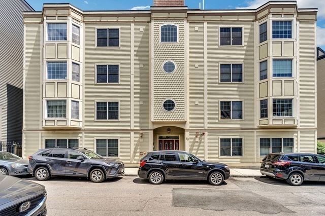 29 Vinton Street 7, Boston, MA 02127