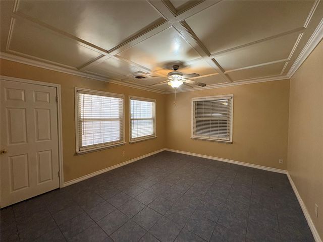 106 Barracuda Avenue, Galveston, TX 77550