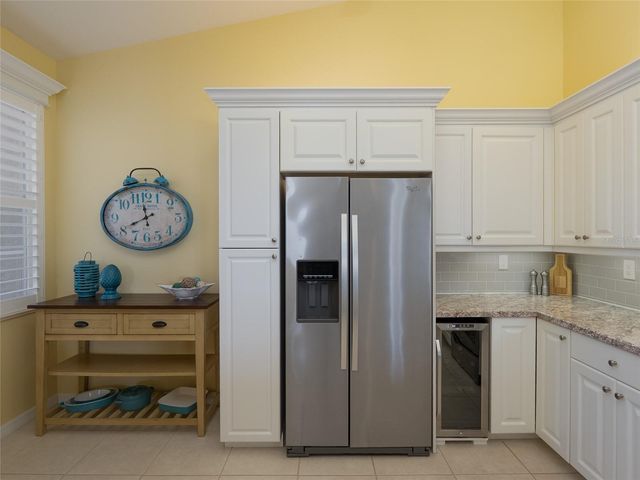 107 WOODBRIDGE DRIVE 204, Venice, FL 34293