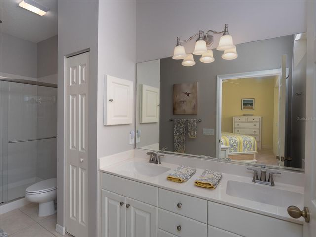 107 WOODBRIDGE DRIVE 204, Venice, FL 34293