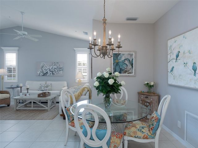 107 WOODBRIDGE DRIVE 204, Venice, FL 34293