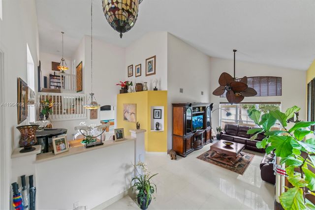 3322 SW 51st St, Hollywood, FL 33312