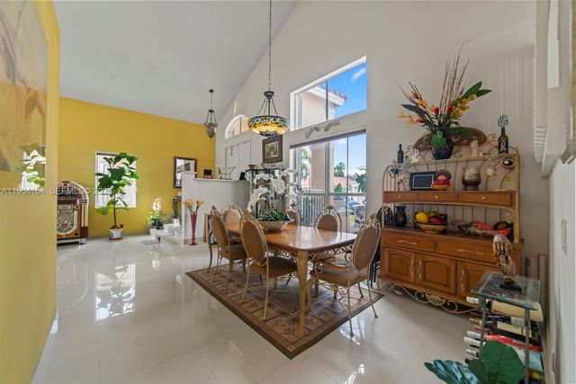 3322 SW 51st St, Hollywood, FL 33312