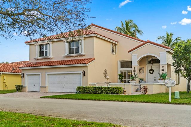 3322 SW 51st St, Hollywood, FL 33312