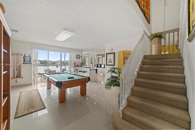 3322 SW 51st St, Hollywood, FL 33312