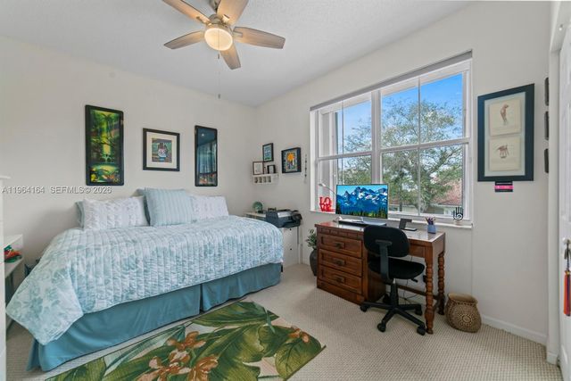 3322 SW 51st St, Hollywood, FL 33312