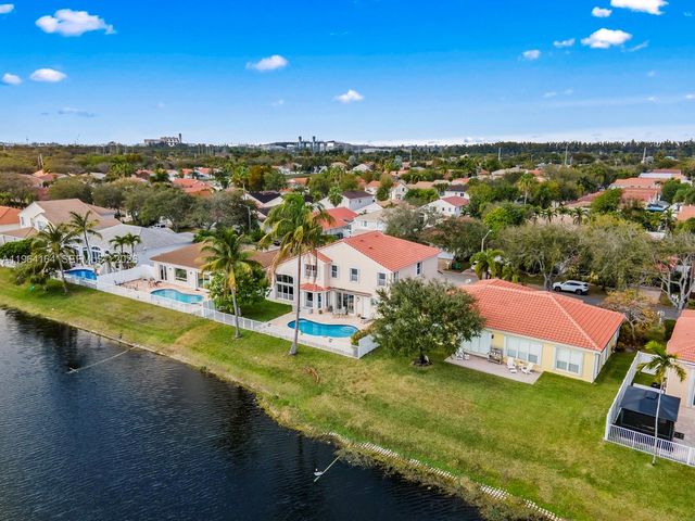 3322 SW 51st St, Hollywood, FL 33312