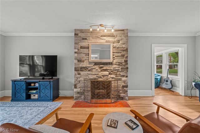3273 Meadowbrook Boulevard, Cleveland Heights, OH 44118