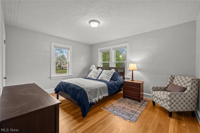3273 Meadowbrook Boulevard, Cleveland Heights, OH 44118