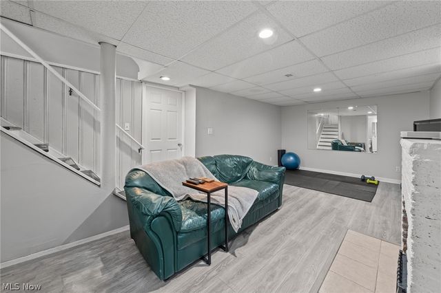 3273 Meadowbrook Boulevard, Cleveland Heights, OH 44118