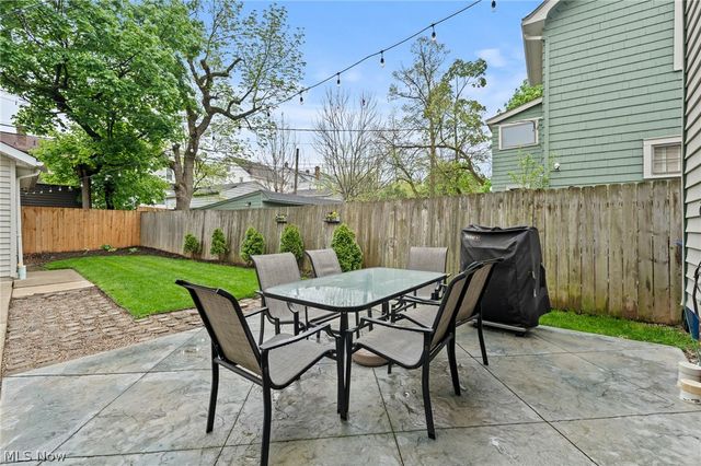 3273 Meadowbrook Boulevard, Cleveland Heights, OH 44118