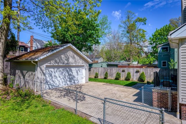 3273 Meadowbrook Boulevard, Cleveland Heights, OH 44118