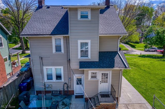 3273 Meadowbrook Boulevard, Cleveland Heights, OH 44118