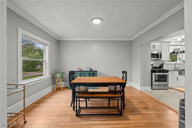 3273 Meadowbrook Boulevard, Cleveland Heights, OH 44118