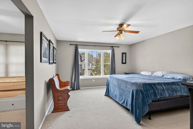 53 SAW MILL DR, Mount Laurel, NJ 08054