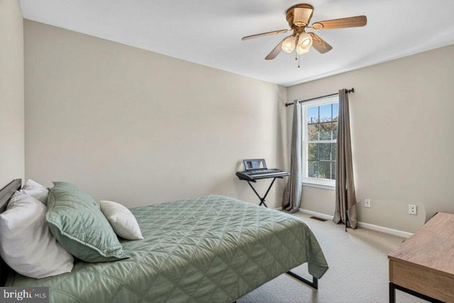 53 SAW MILL DR, Mount Laurel, NJ 08054