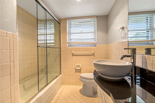 5835 E University Boulevard D, Dallas, TX 75206