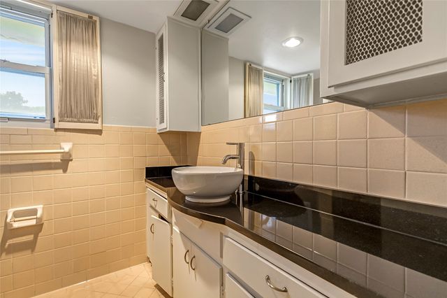 5835 E University Boulevard D, Dallas, TX 75206