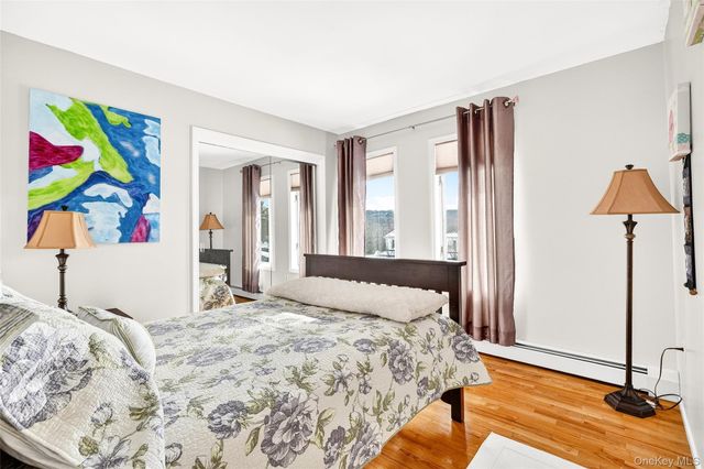 8 Lynch Court, Garnerville, NY 10923