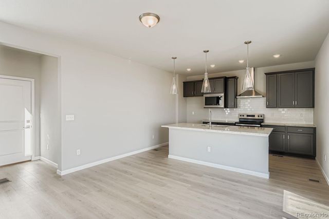 55020 E 27th Avenue, Strasburg, CO 80136