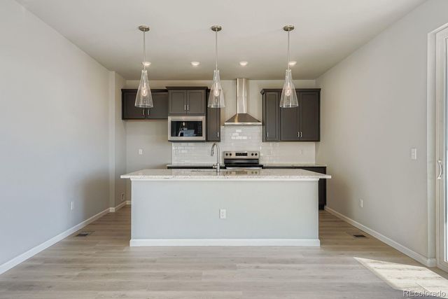 55020 E 27th Avenue, Strasburg, CO 80136