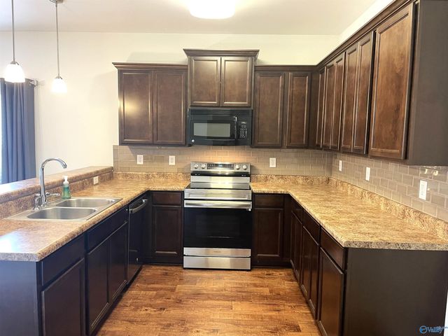 16532 Camberwell Drive, Harvest, AL 35749