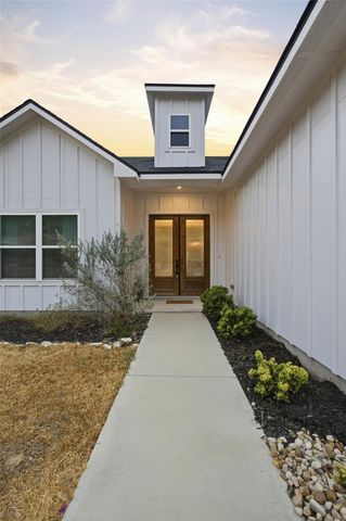 2703 Wilson Ave, Lago Vista, TX 78645