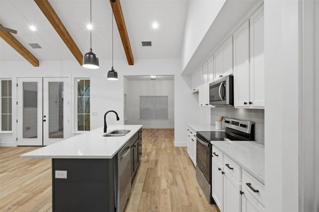 2703 Wilson Ave, Lago Vista, TX 78645