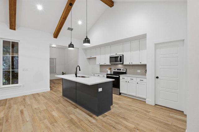 2703 Wilson Ave, Lago Vista, TX 78645