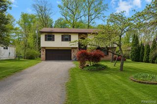 21428 Lundy Drive, Farmington, MI 48336