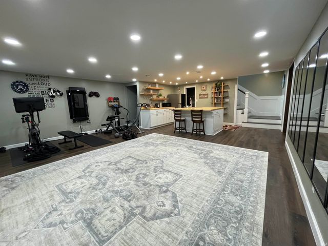 1056 N Vista Drive, Vincennes, IN 47591