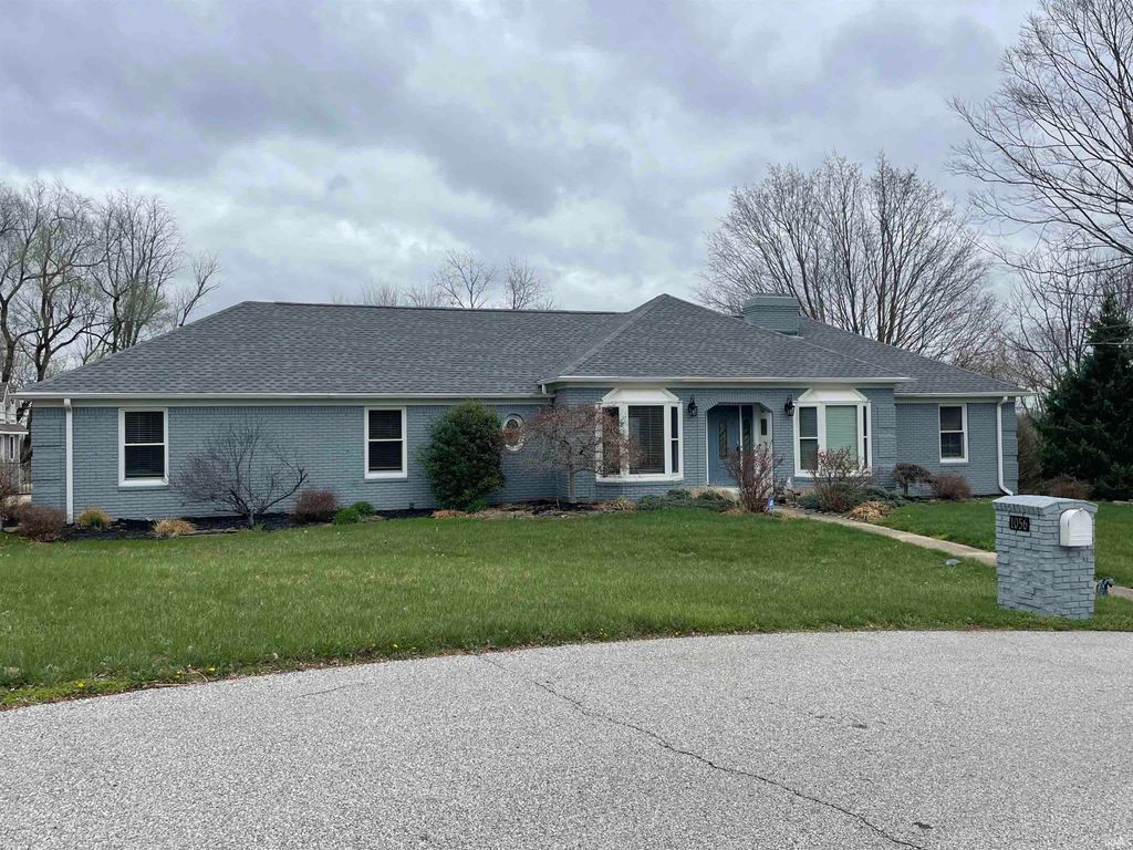 1056 N Vista Drive, Vincennes, IN 47591