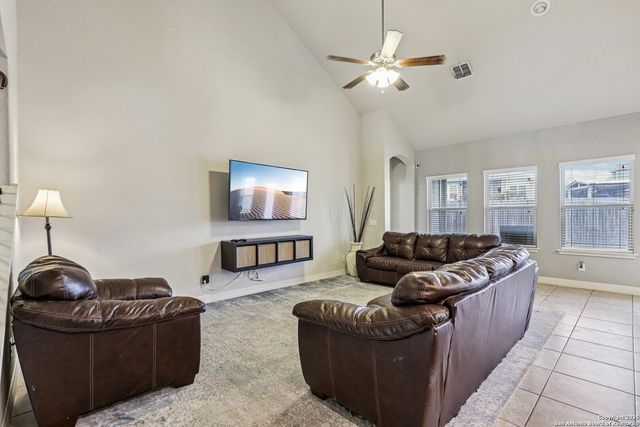 724 Morgan, Cibolo, TX 78108