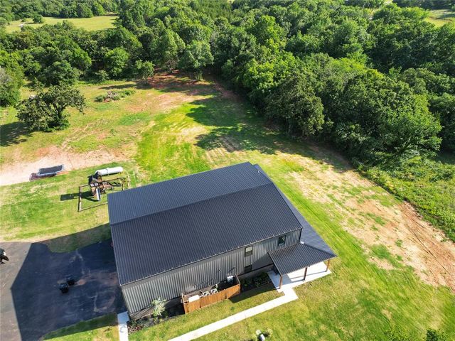 17210 E Coffee Creek Road, Luther, OK 73054