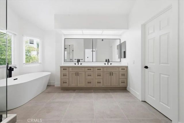 1140 Via La Brisa, Corona, CA 92882