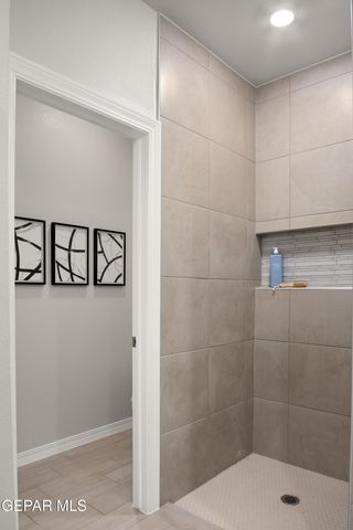 300 Emerald Air Place, Horizon City, TX 79928