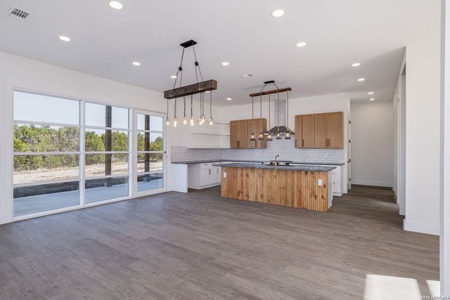 226 Lets Roll, Fischer, TX 78623