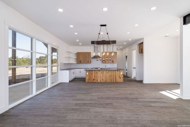 226 Lets Roll, Fischer, TX 78623