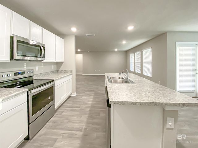 7063 Abigail Street, Gulf Shores, AL 36542