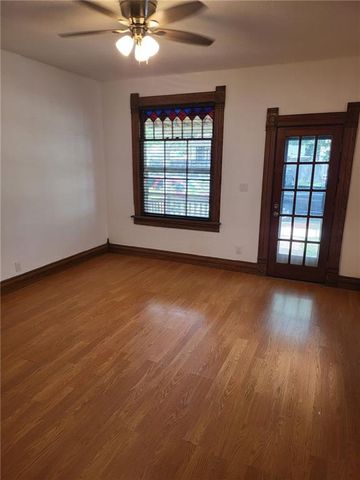 903 Osage Street, Leavenworth, KS 66048