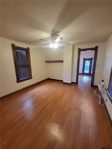 903 Osage Street, Leavenworth, KS 66048
