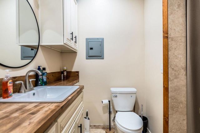 45540 Denizen Heights Road, Hemet, CA 92544