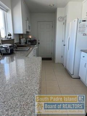 1216 Tarpon Ave, Port Isabel, TX 78578