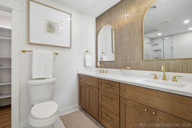 701 Oak Ridge Drive, Sand Springs, OK 74063