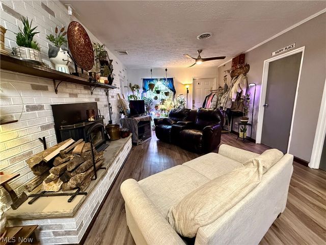 3201 Parkland Drive SW, Carrollton, OH 44615