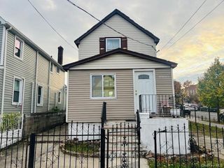 11004 164th Street, Jamaica, NY 11433