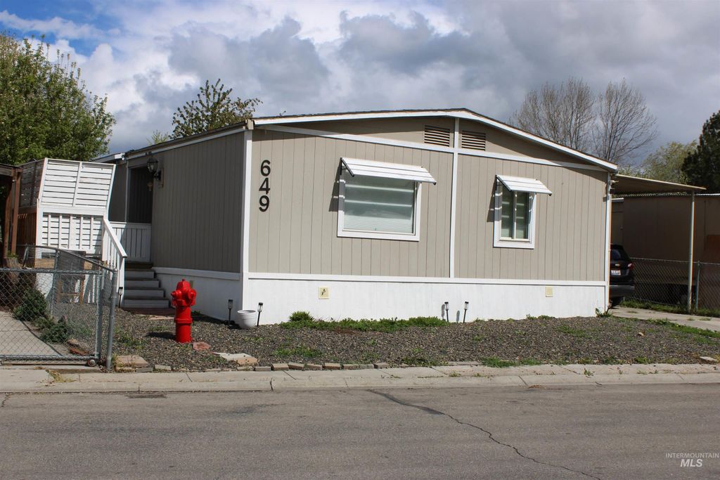 649 Siver City Dr, Boise, ID 83713 photo 8