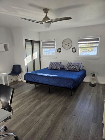 1 Summer Lane, Amityville, NY 11701