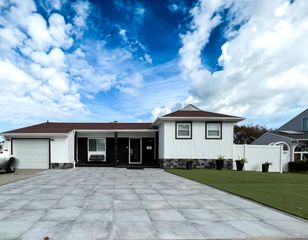 1 Summer Lane, Amityville, NY 11701