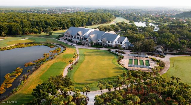 11507 Peregrine Ct, Naples, FL 34120